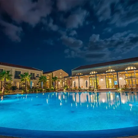 Palaia * داتْشا