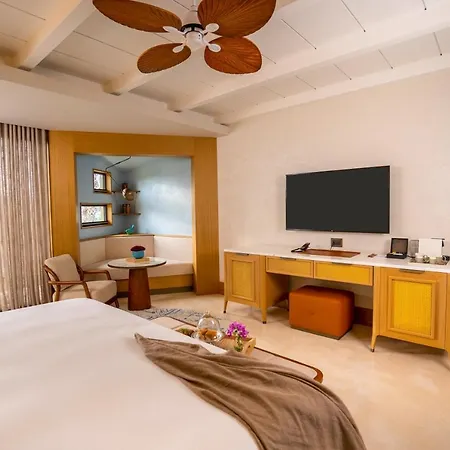 Palaia Hotell *